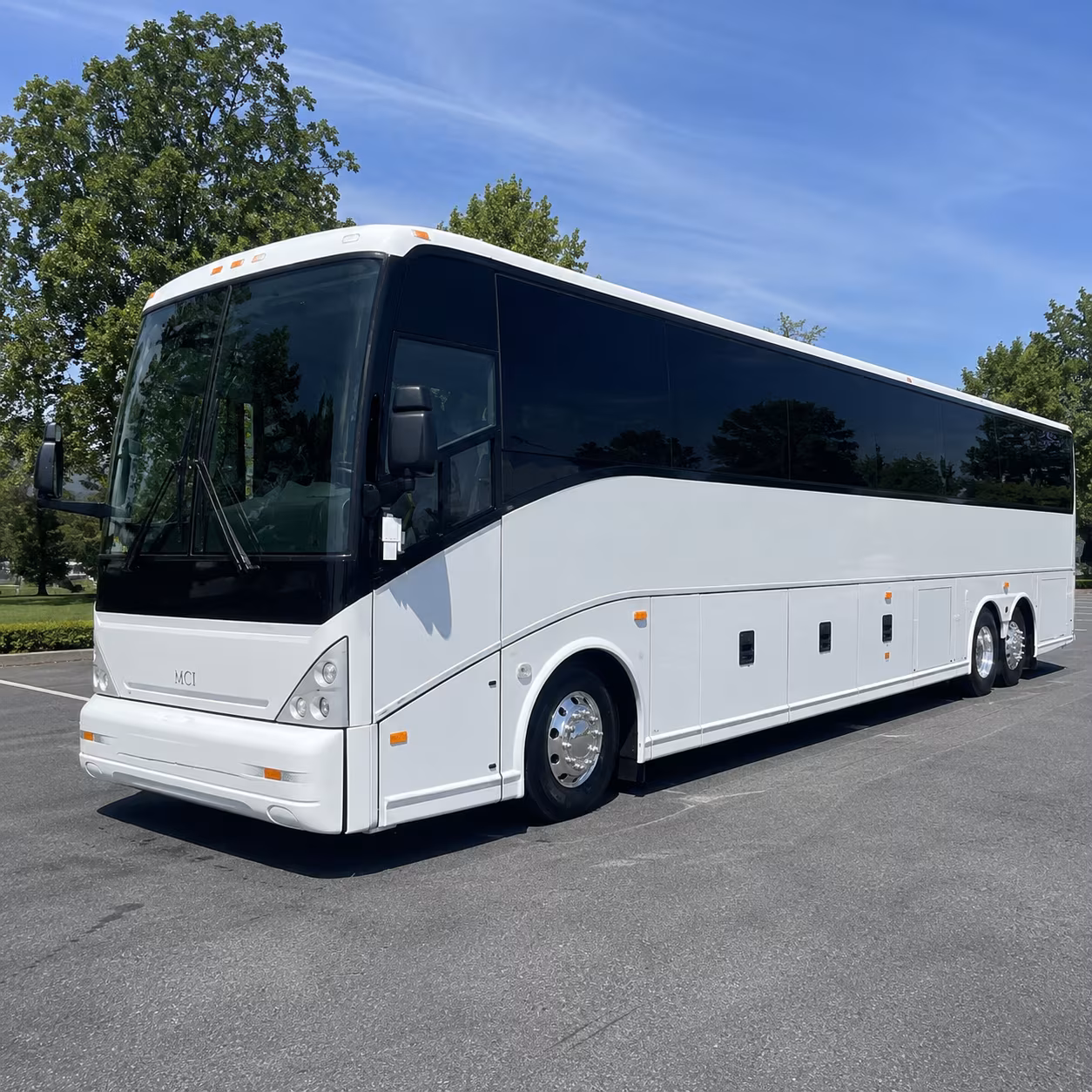 bus rental options for new rochelle trips