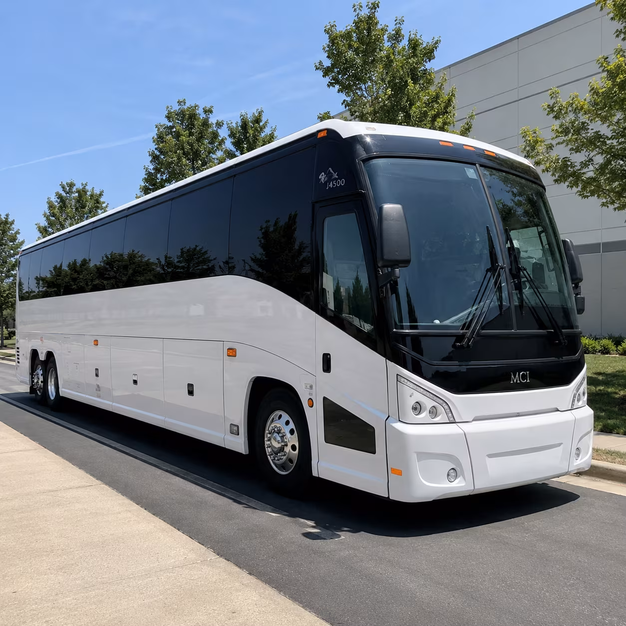 new rochelle to manhattan conference and javits center shuttle buses