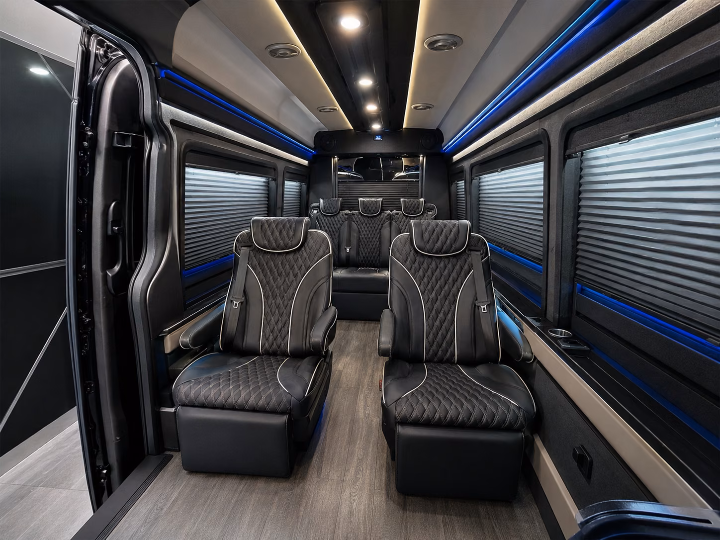 start your new rochelle airport transfer with one quick form